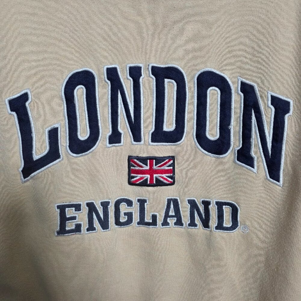 London England Sweatshirt Size M Beige Crewneck Embroidered Union Jack Spellout - Picture 2 of 6